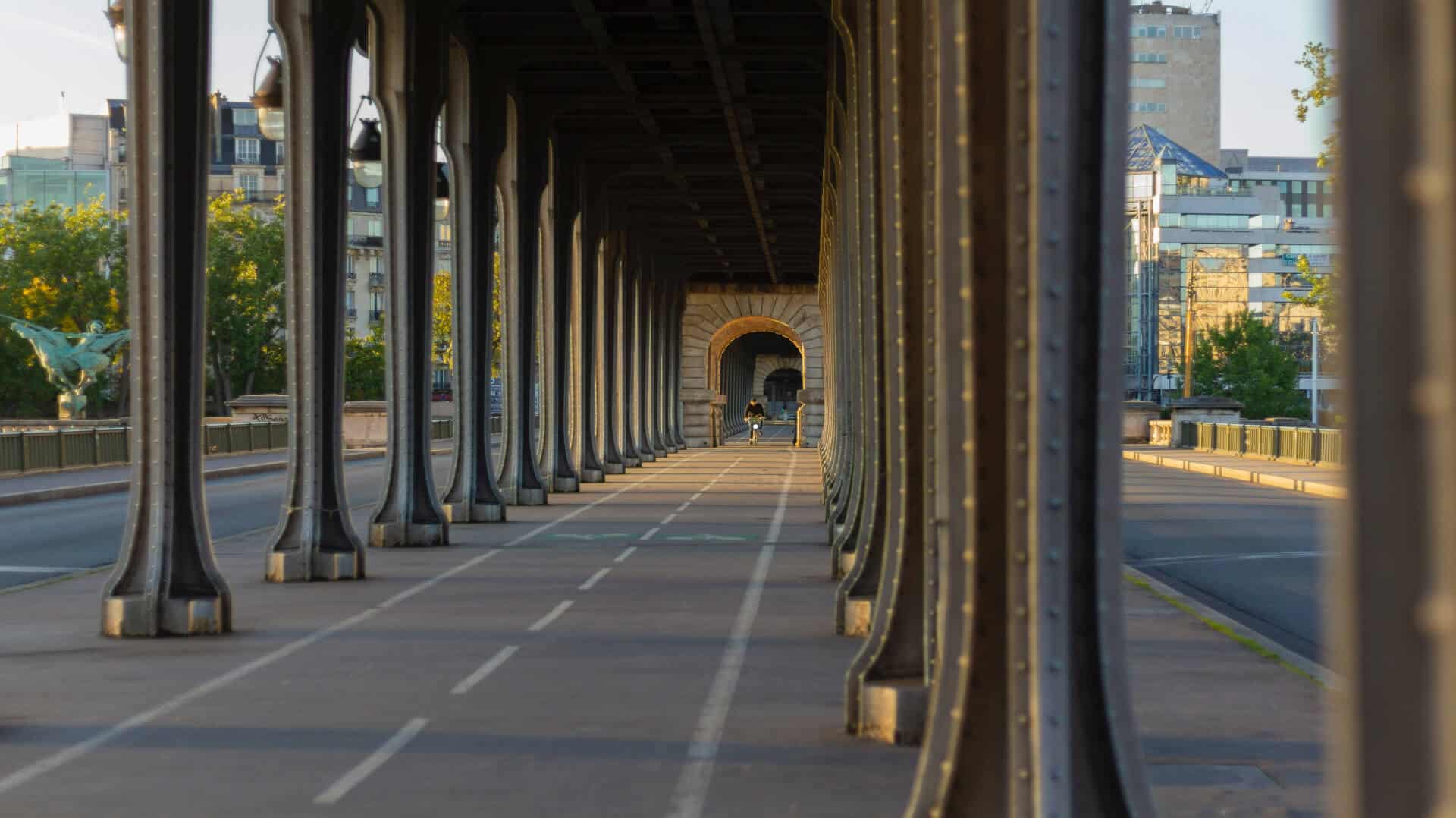 Pont-Bir-Hakeim